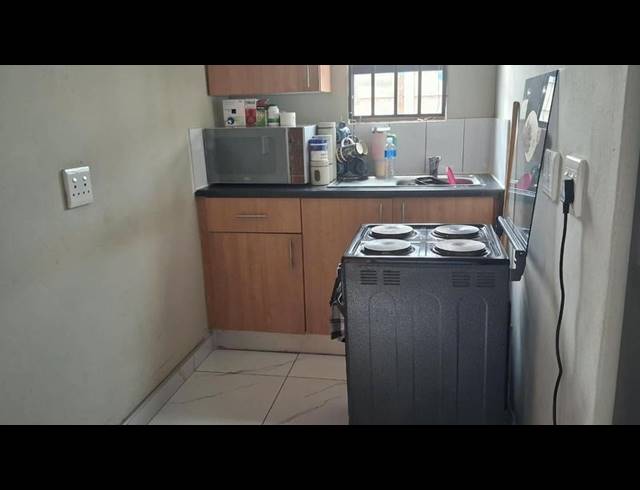 3 BEDROOM HOUSE FOR SALE IN WINDMILL PARK EXT